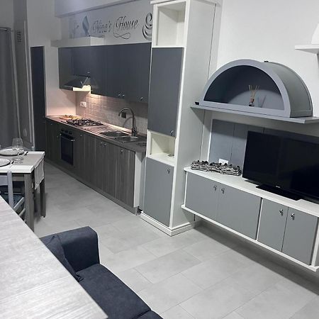 Nina'S House 3 , A 300 Metri Dal Mare Διαμέρισμα Santa Caterina Dello Ionio Marina Εξωτερικό φωτογραφία